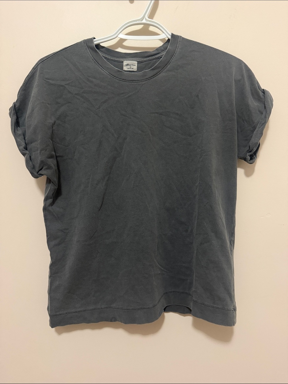 Wilfred Men's Short Sleeve Crewneck Tee — Charcoal Gray